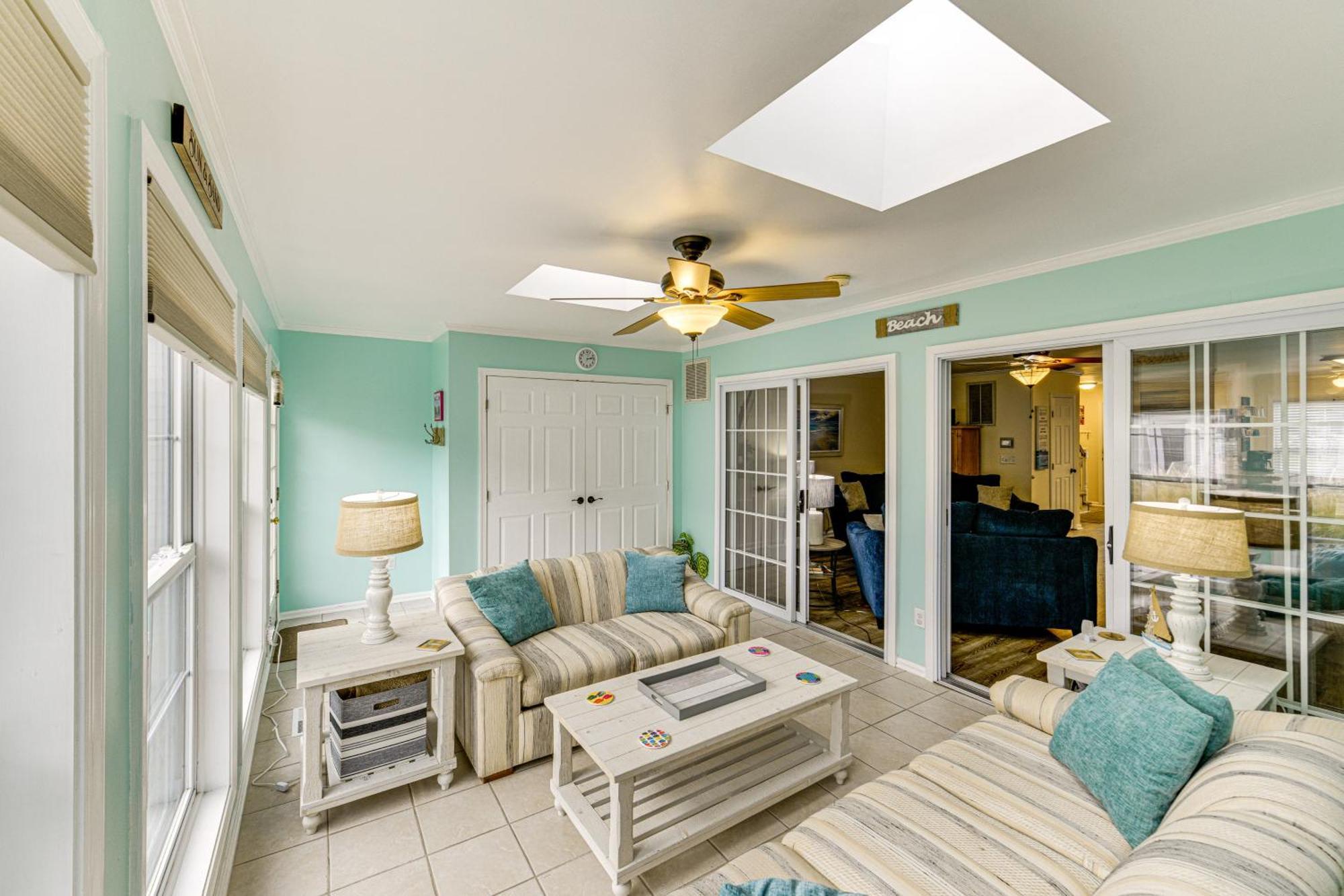 Luxe Updated Resort Escape Less Than 2 Mi To Rehoboth Beach Zewnętrze zdjęcie